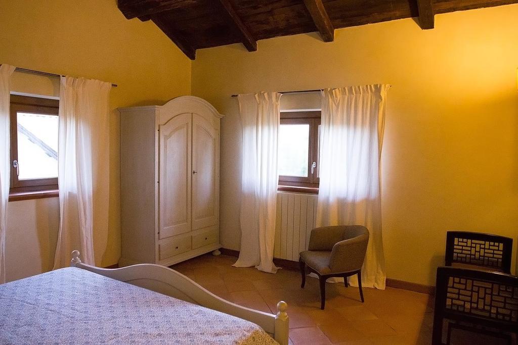 Agriturismo Borgo Serafino Mangone  Phòng bức ảnh