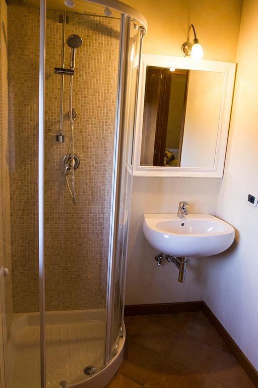Agriturismo Borgo Serafino Mangone  Phòng bức ảnh